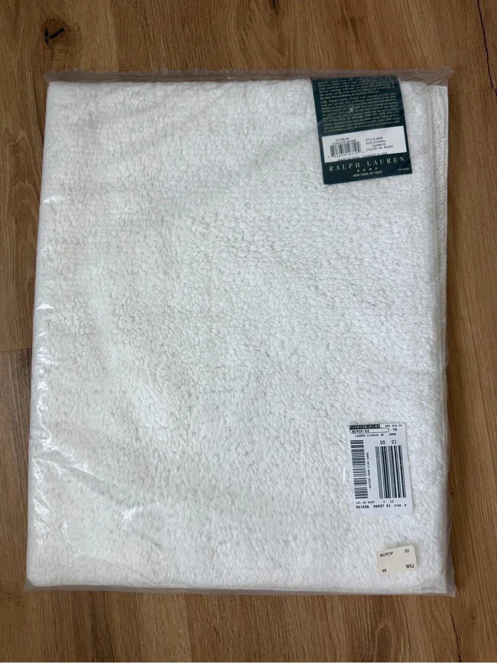 Ralph Lauren Plush White Bath Towel